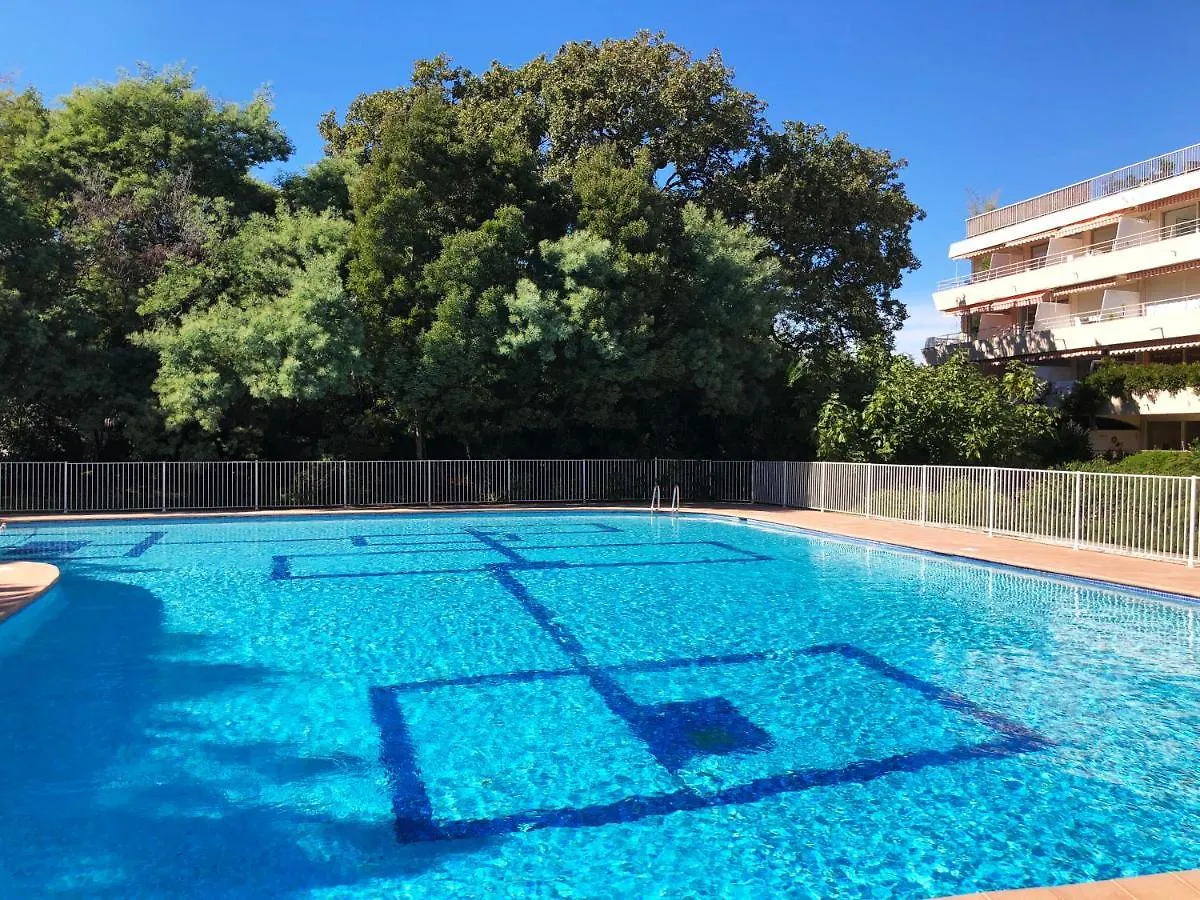 Un Nid A Saint Tropez Apartment